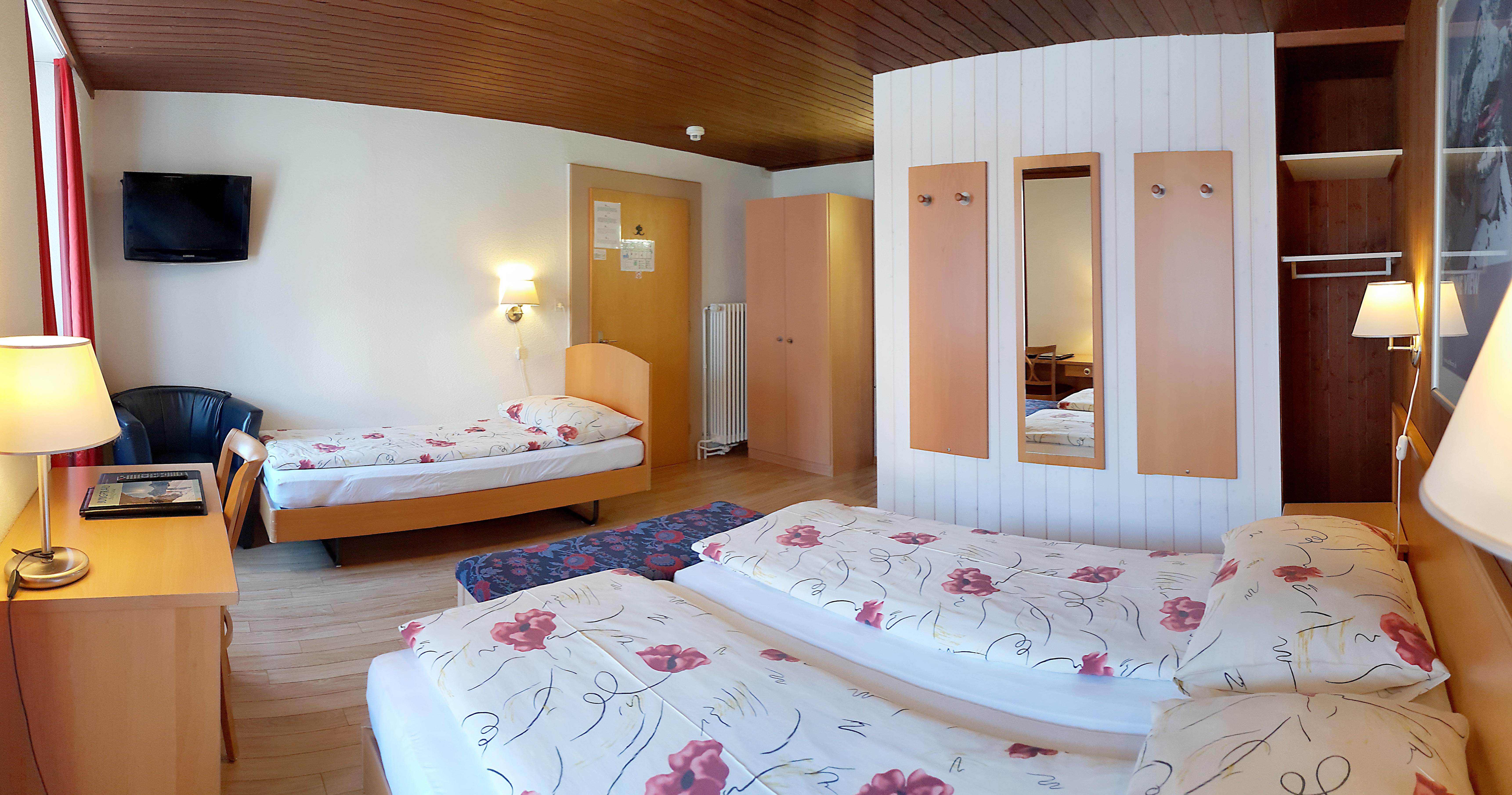 Roessli Hotel 2*