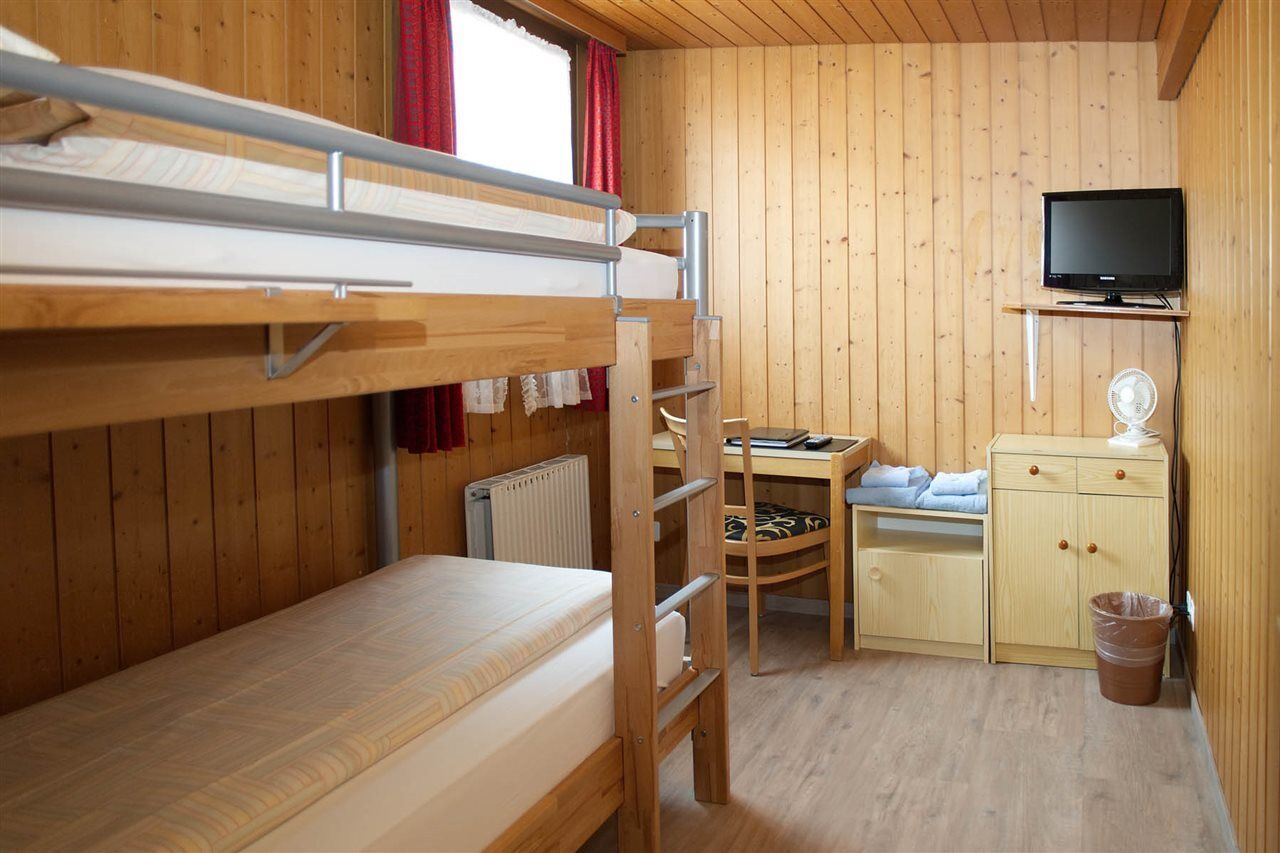 Hotel Roessli 2*